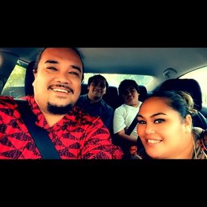 Meet your Posher, Pua